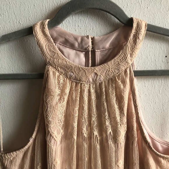 ASTR Dress Blush Pink High Neck Lace Overlay Shift Mini Sz S BNWT Anthropologie - Picture 6 of 16